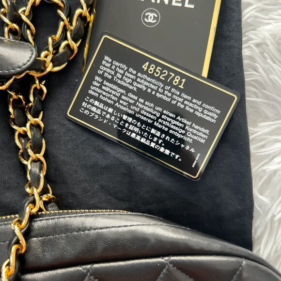 CHANEL Quilted Lambskin Messenger Shoulder Bag Black 24K Chain - Picture 4 of 14